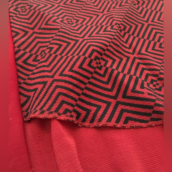 Red Top with Black print - Picture 5 of 5